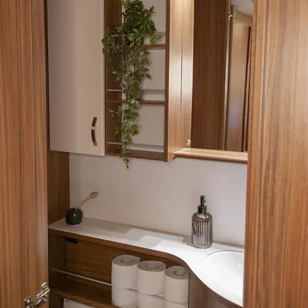 Lägenhet Unique Caravan With Private Sauna, Parking & Wifi Rovaniemi