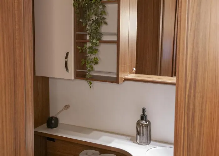 아파트 Unique Caravan With Private Sauna, Parking & Wifi 로바니에미