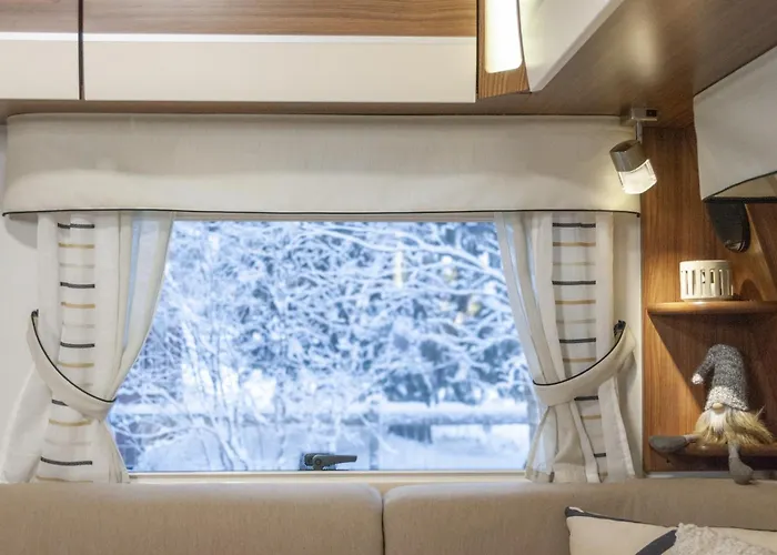 아파트 Unique Caravan With Private Sauna, Parking & Wifi 로바니에미